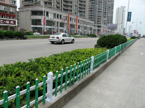 道路隔离绿化栏杆
